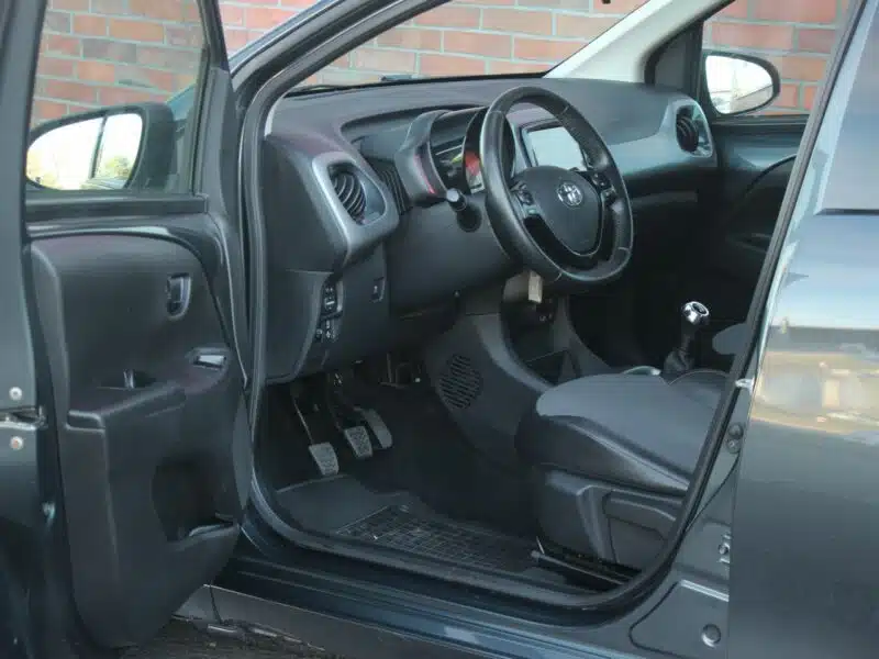 Toyota Aygo 11.2019*Radar*AsysToru*Klimatr*Kamera*PółSkóra*Esp*Led*BT*Gwar VGS!!! II (2014-)