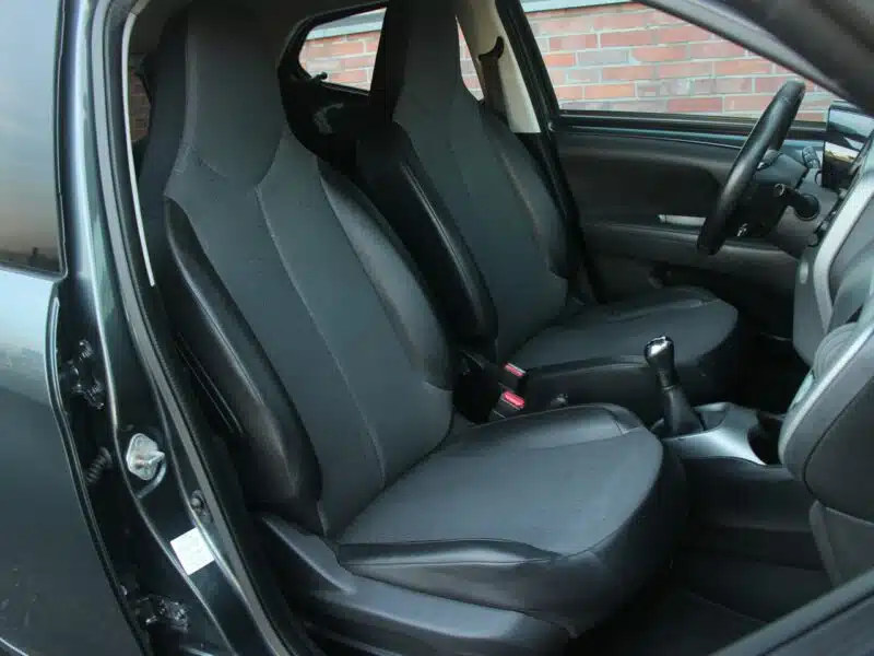 Toyota Aygo 11.2019*Radar*AsysToru*Klimatr*Kamera*PółSkóra*Esp*Led*BT*Gwar VGS!!! II (2014-)