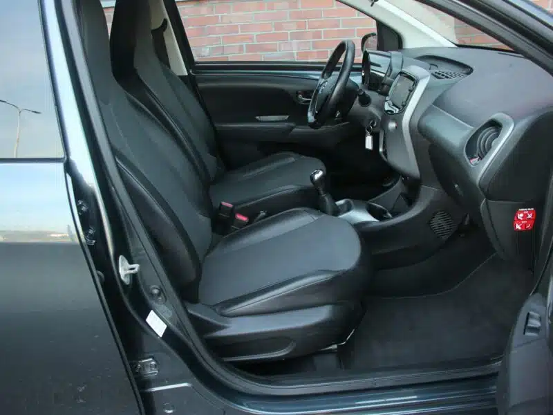 Toyota Aygo 11.2019*Radar*AsysToru*Klimatr*Kamera*PółSkóra*Esp*Led*BT*Gwar VGS!!! II (2014-)