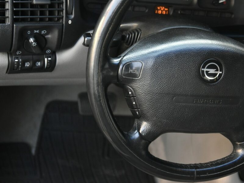 Opel Vectra CD 2.5 V6 170KM AUTOMAT 1997r. Klima niski przebieg 119tkm Rezerwacja B (1995-2002)