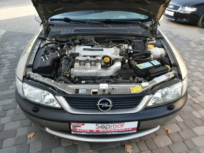 Opel Vectra CD 2.5 V6 170KM AUTOMAT 1997r. Klima niski przebieg 119tkm Rezerwacja B (1995-2002)