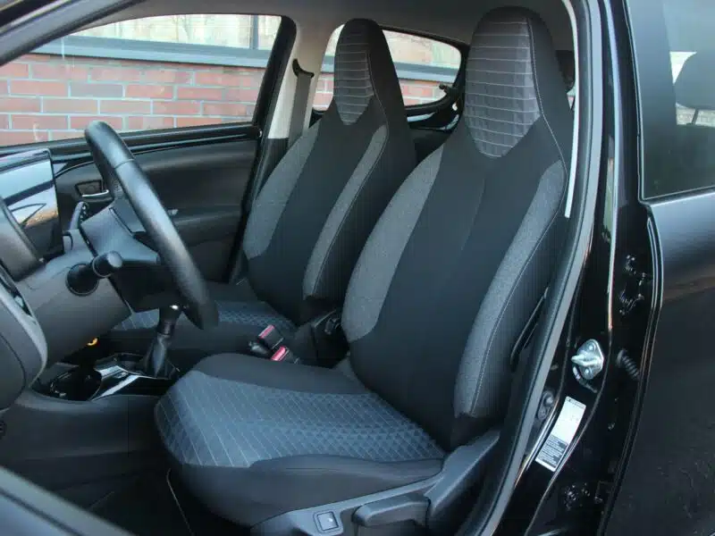 Peugeot 108 Navi*Klimatr*GrzFot*Alu*Kamera*Esp*Led*BT*Android*Gwar VGS!!!