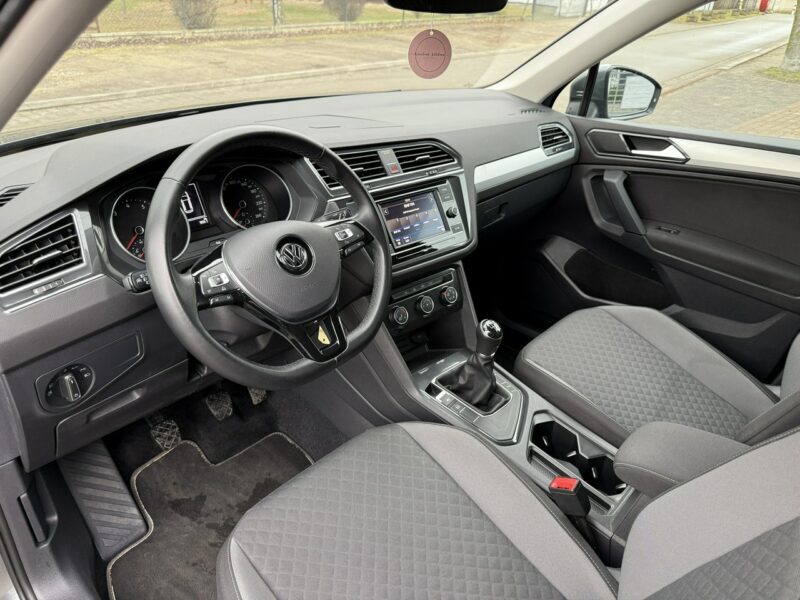 Volkswagen Tiguan Allspace 1,4TSI 150KM 65tyśkm 7osobowy Comfort Tempomat ACC Klima Alu 2018