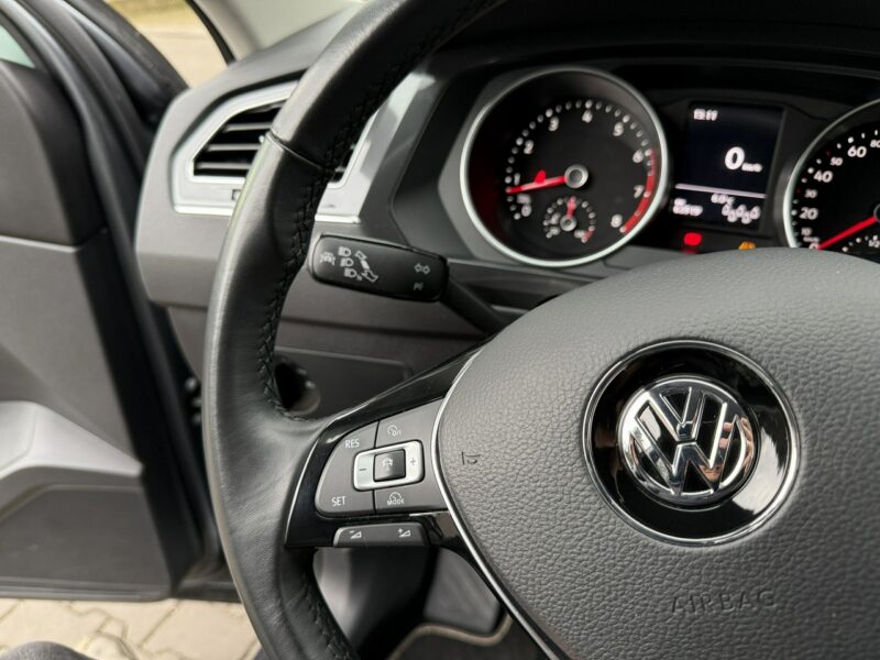 Volkswagen Tiguan Allspace 1,4TSI 150KM 65tyśkm 7osobowy Comfort Tempomat ACC Klima Alu 2018