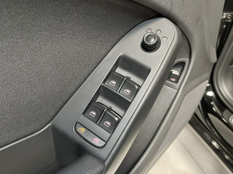 Audi A4 2.0 TDI 140KM*SportLine*Automat*Navi*Alu 18*Tempomat*Zarejestrowany PL B8 (2007-2015)