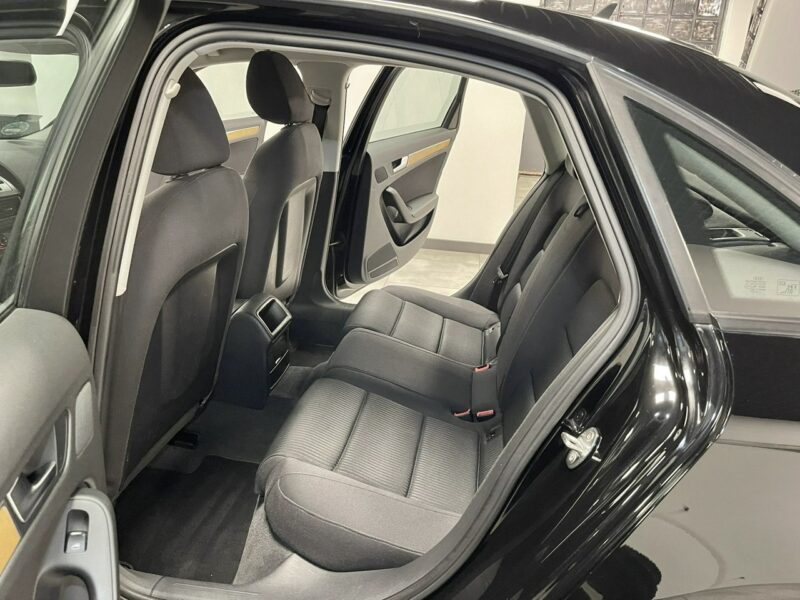 Audi A4 2.0 TDI 140KM*SportLine*Automat*Navi*Alu 18*Tempomat*Zarejestrowany PL B8 (2007-2015)