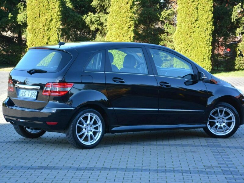 Mercedes B 180 Avantgarde Navi Skóry *2xPark*Grzane fotele Alu 17 Nowe opony W245 (2005-2011)
