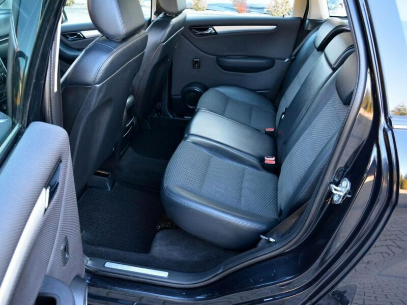 Mercedes B 180 Avantgarde Navi Skóry *2xPark*Grzane fotele Alu 17 Nowe opony W245 (2005-2011)