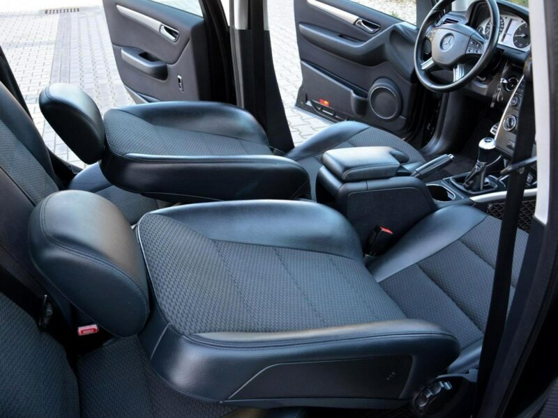 Mercedes B 180 Avantgarde Navi Skóry *2xPark*Grzane fotele Alu 17 Nowe opony W245 (2005-2011)