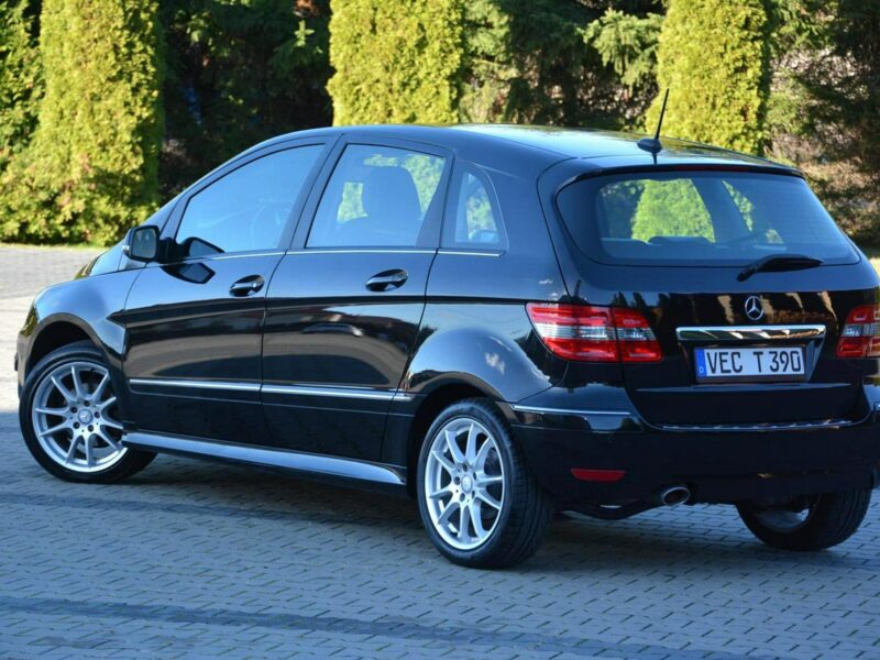 Mercedes B 180 Avantgarde Navi Skóry *2xPark*Grzane fotele Alu 17 Nowe opony W245 (2005-2011)