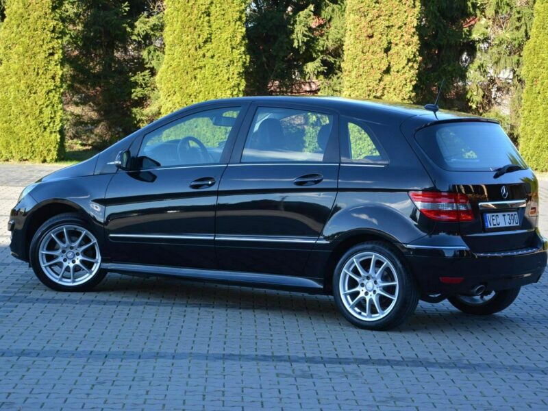 Mercedes B 180 Avantgarde Navi Skóry *2xPark*Grzane fotele Alu 17 Nowe opony W245 (2005-2011)