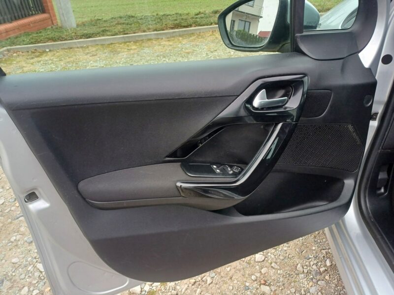 Peugeot 208 1.6 HDi 92KM I (2012-2019)