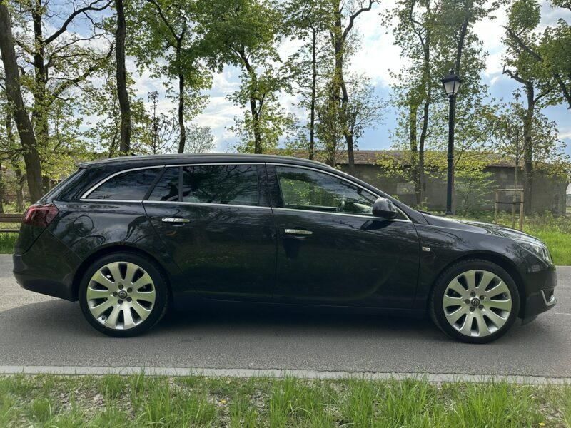 Opel Insignia Cosmo 2.0 CDTI BiTurbo 195KM Alu19'' Xenon Kamera Manual A (2008-2017)