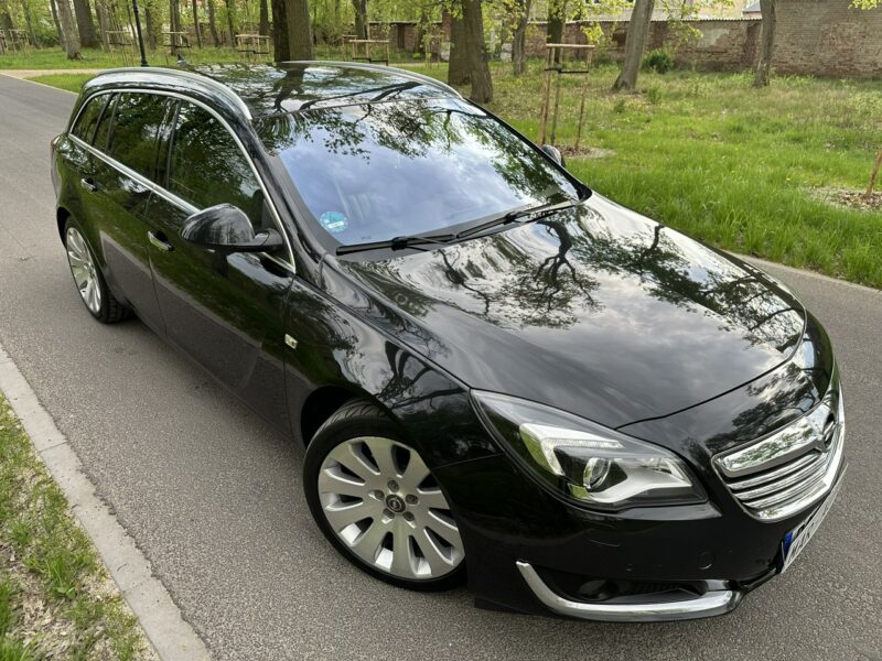 Opel Insignia Cosmo 2.0 CDTI BiTurbo 195KM Alu19'' Xenon Kamera Manual A (2008-2017)