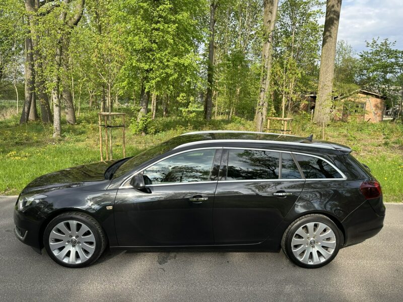 Opel Insignia Cosmo 2.0 CDTI BiTurbo 195KM Alu19'' Xenon Kamera Manual A (2008-2017)
