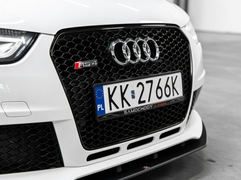 Audi RS4 Biały kruk. Jak nowa. Panorama, B&O. Bezwypadkowa. B8 (2012-2015)