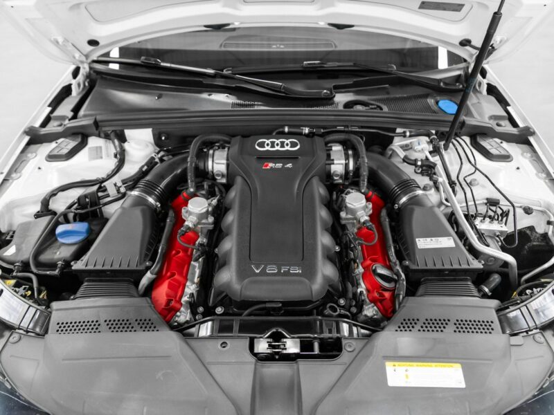 Audi RS4 Biały kruk. Jak nowa. Panorama, B&O. Bezwypadkowa. B8 (2012-2015)