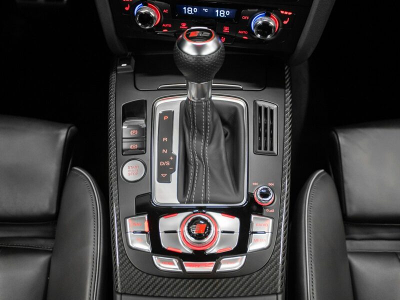 Audi RS4 Biały kruk. Jak nowa. Panorama, B&O. Bezwypadkowa. B8 (2012-2015)
