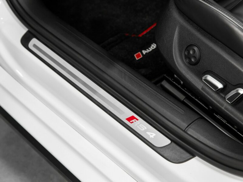 Audi RS4 Biały kruk. Jak nowa. Panorama, B&O. Bezwypadkowa. B8 (2012-2015)