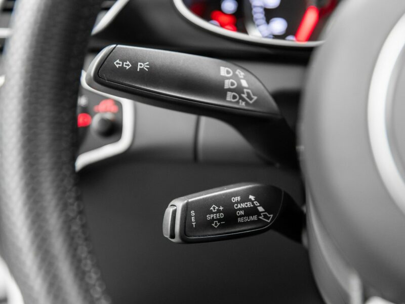 Audi RS4 Biały kruk. Jak nowa. Panorama, B&O. Bezwypadkowa. B8 (2012-2015)