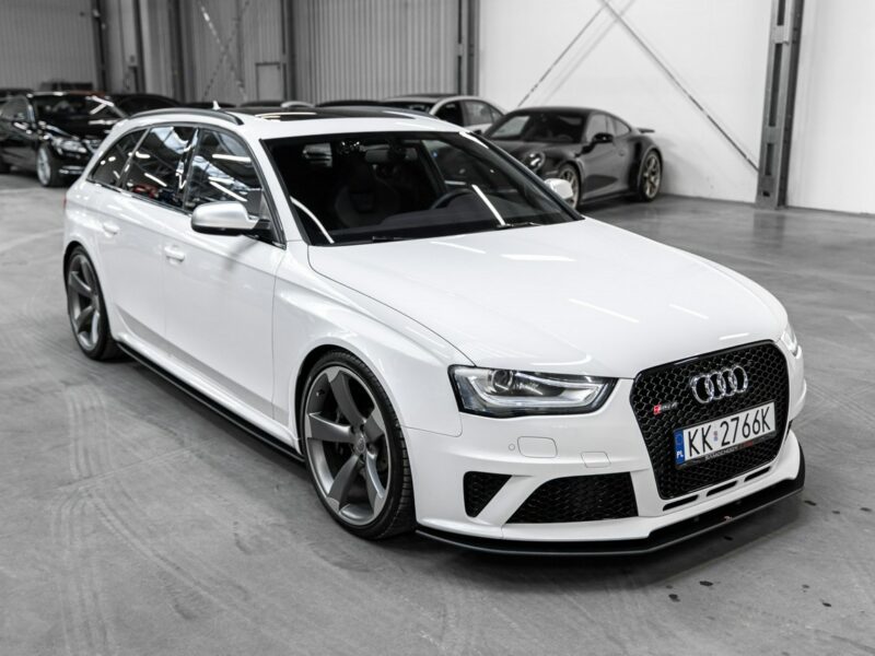 Audi RS4 Biały kruk. Jak nowa. Panorama, B&O. Bezwypadkowa. B8 (2012-2015)