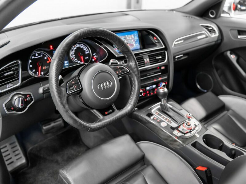 Audi RS4 Biały kruk. Jak nowa. Panorama, B&O. Bezwypadkowa. B8 (2012-2015)