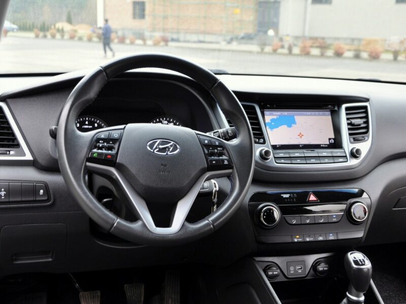 Hyundai Tucson 1.6i(132KM)*121tyś.km*Navi*Kamera*Led*Klimatronik*IWł*Reling*Alu16"ASO III (2015-2020)