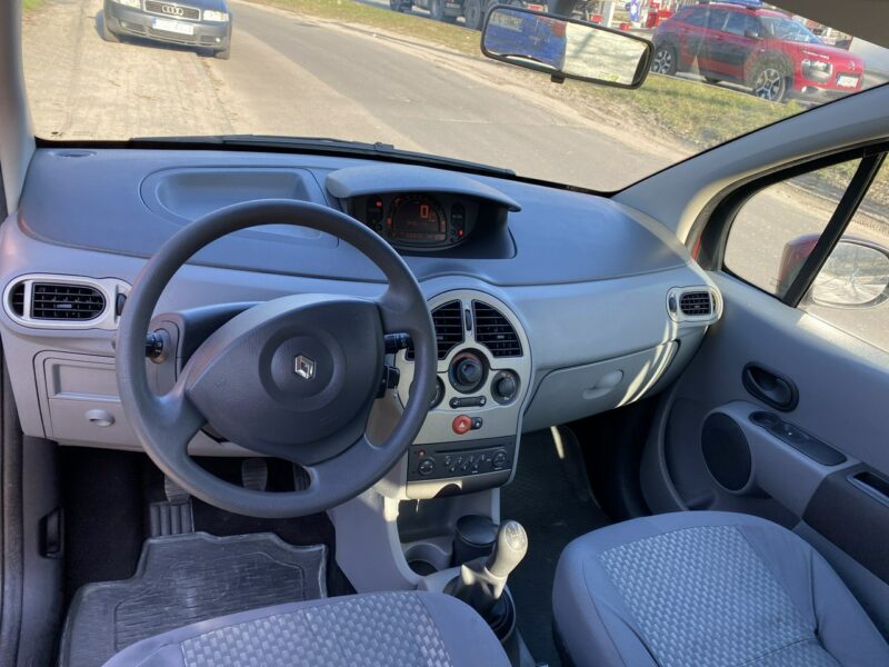 Renault Modus Niski przebieg gwarantowany/Klimatyzacja/8 airbag/2 kpl. kół/Isofix