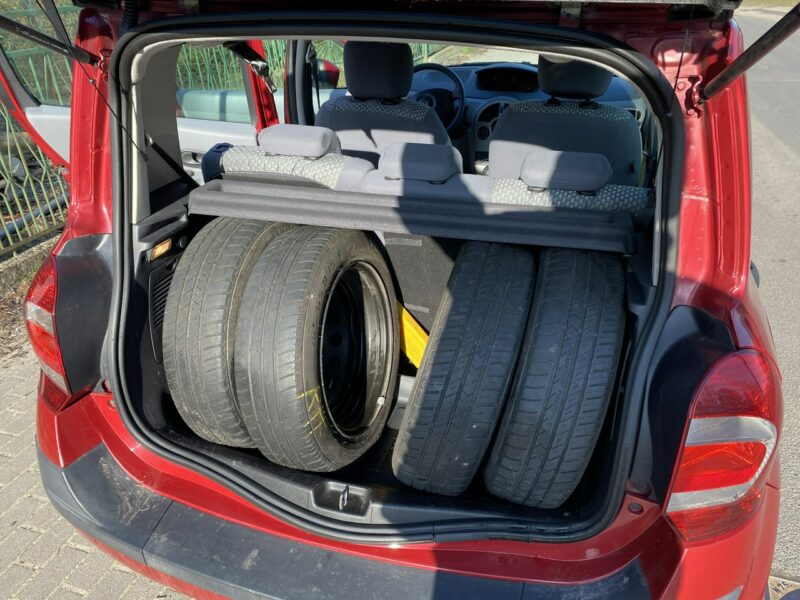 Renault Modus Niski przebieg gwarantowany/Klimatyzacja/8 airbag/2 kpl. kół/Isofix
