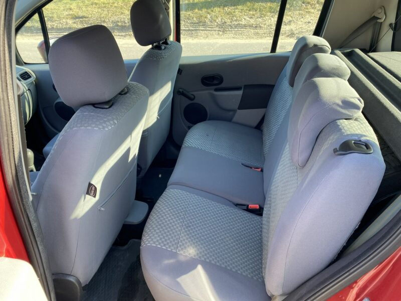 Renault Modus Niski przebieg gwarantowany/Klimatyzacja/8 airbag/2 kpl. kół/Isofix