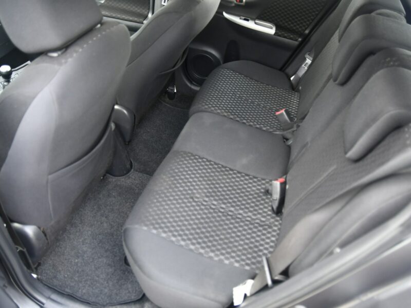 Toyota C-HR HEV navi klima auto kamera i czujniki parkowania