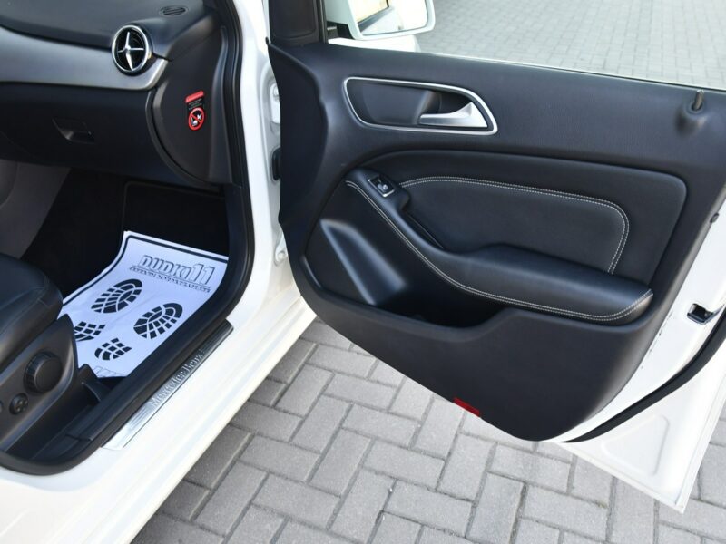 Mercedes B 180 1,6benz DUDKI11 Navi,Ledy,Xenony,Parktr.Skóry,Szyberdach.OKAZJA W246 (2011-)
