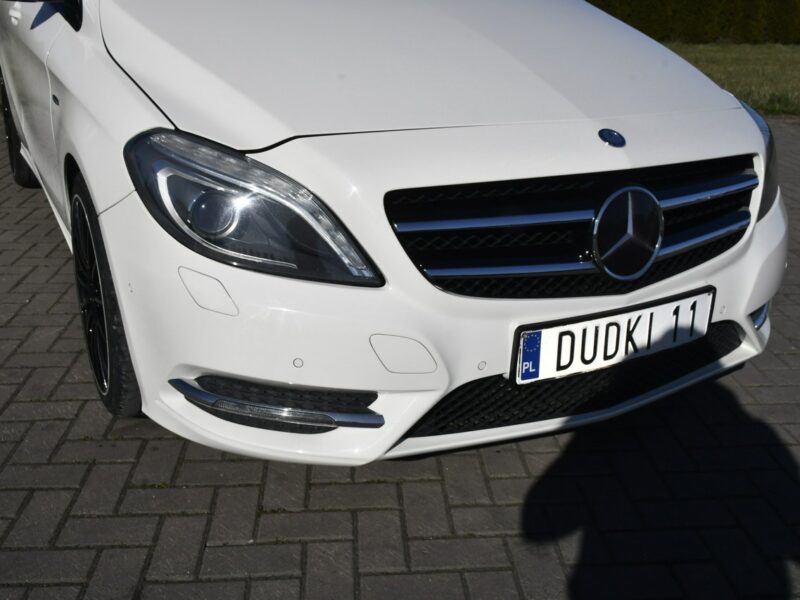 Mercedes B 180 1,6benz DUDKI11 Navi,Ledy,Xenony,Parktr.Skóry,Szyberdach.OKAZJA W246 (2011-)