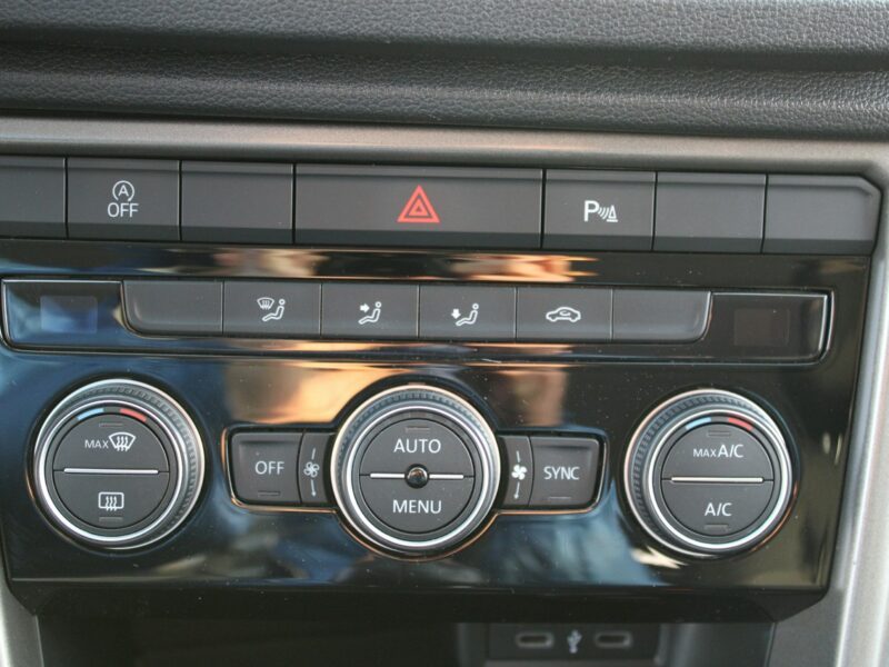 Volkswagen T-Roc Advance 150HP Led F-vat Salon Polska Gwarancja