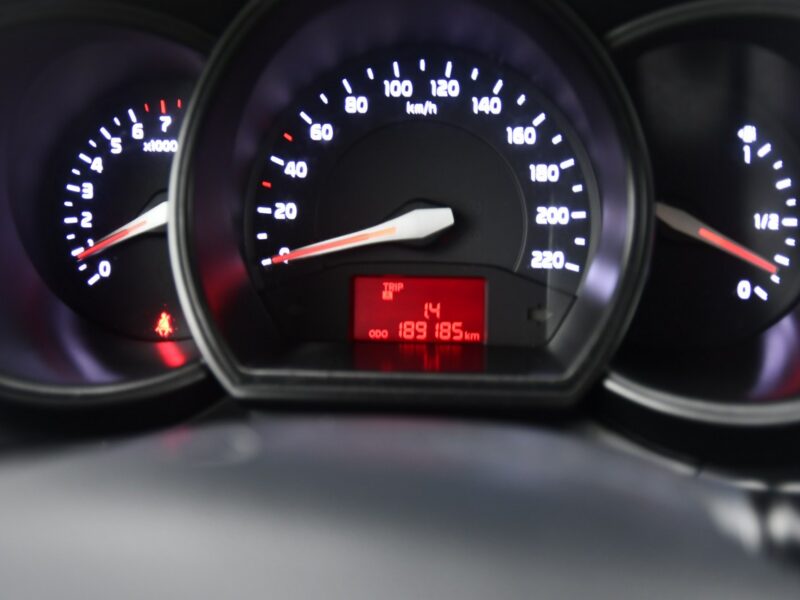 Kia Rio 1,2BENZ DUDKI11 Serwis.Hak.El.szyby.Centralka.kredyt.OKAZJA III (2011-)