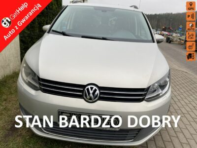 Volkswagen Touran 5 miejsc, podg. fotele, klimatronik, nawigacja dotykowa, z Niemiec II (2010-2015)