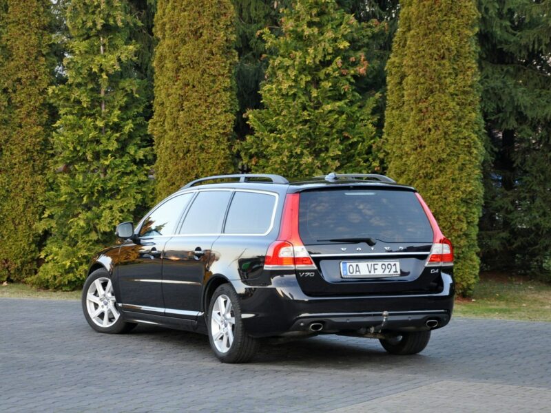 Volvo V70 2.0d(181KM)*D4*Lift*Led*Xenon*Navi*Skóry*Virtual Cokpit*Alu17"FUL*ASO III (2007-)
