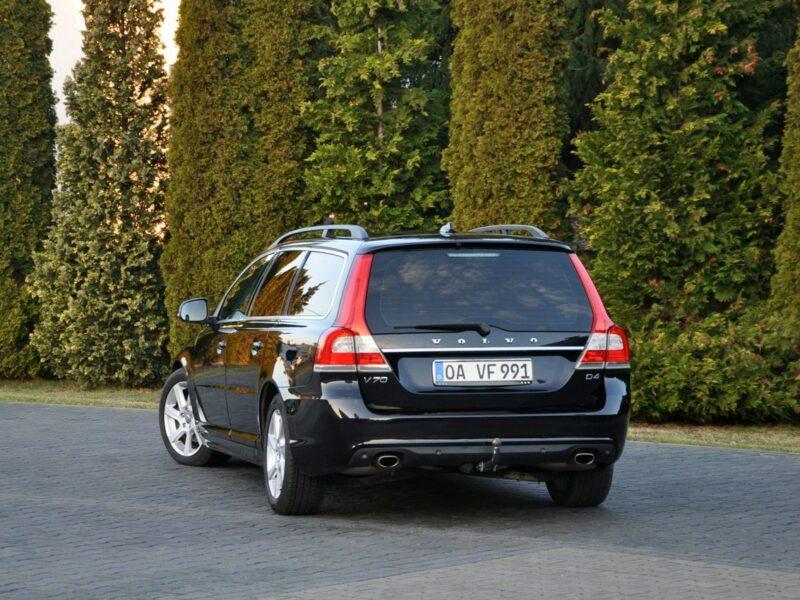 Volvo V70 2.0d(181KM)*D4*Lift*Led*Xenon*Navi*Skóry*Virtual Cokpit*Alu17"FUL*ASO III (2007-)