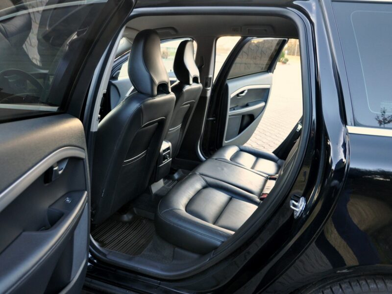 Volvo V70 2.0d(181KM)*D4*Lift*Led*Xenon*Navi*Skóry*Virtual Cokpit*Alu17"FUL*ASO III (2007-)