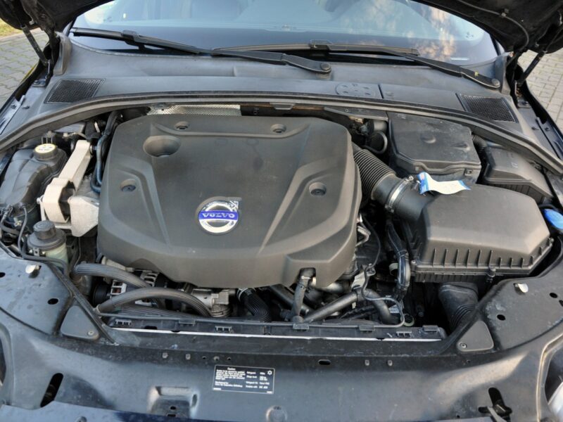 Volvo V70 2.0d(181KM)*D4*Lift*Led*Xenon*Navi*Skóry*Virtual Cokpit*Alu17"FUL*ASO III (2007-)