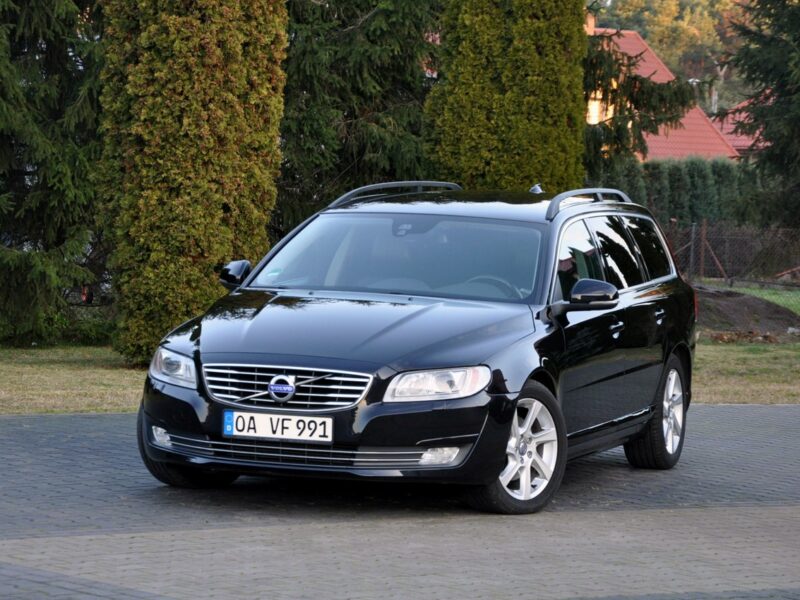 Volvo V70 2.0d(181KM)*D4*Lift*Led*Xenon*Navi*Skóry*Virtual Cokpit*Alu17"FUL*ASO III (2007-)