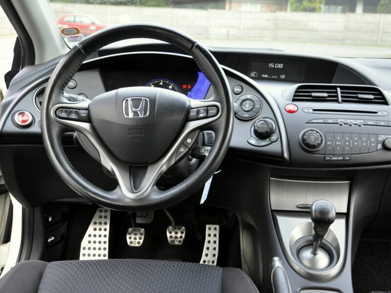 Honda Civic 1,8i-Vtec 140KM SPORT/Serwisowany/Parktronic/Alufelgi/USB/Model2011 VIII (2006-2011)