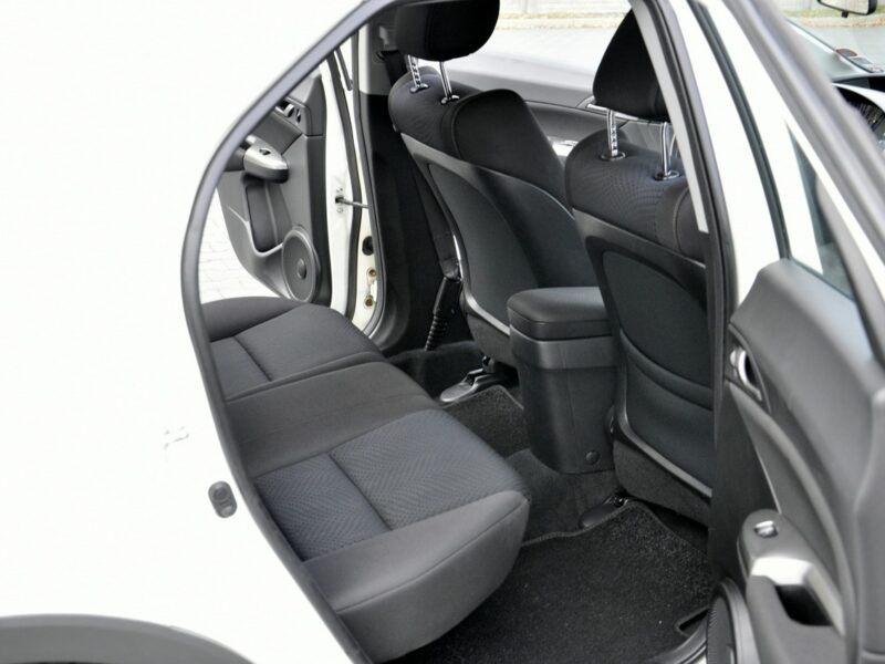 Honda Civic 1,8i-Vtec 140KM SPORT/Serwisowany/Parktronic/Alufelgi/USB/Model2011 VIII (2006-2011)