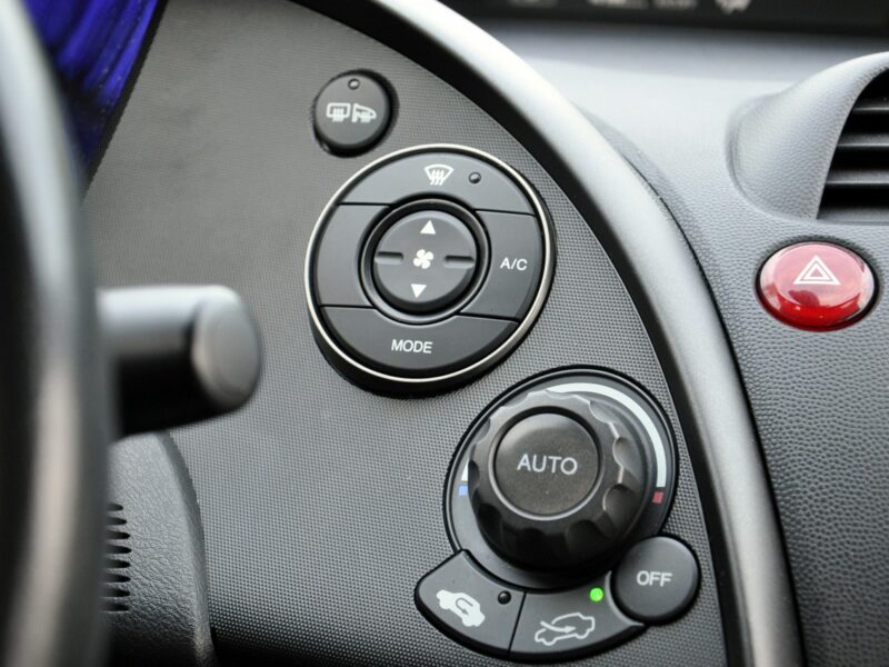 Honda Civic 1,8i-Vtec 140KM SPORT/Serwisowany/Parktronic/Alufelgi/USB/Model2011 VIII (2006-2011)