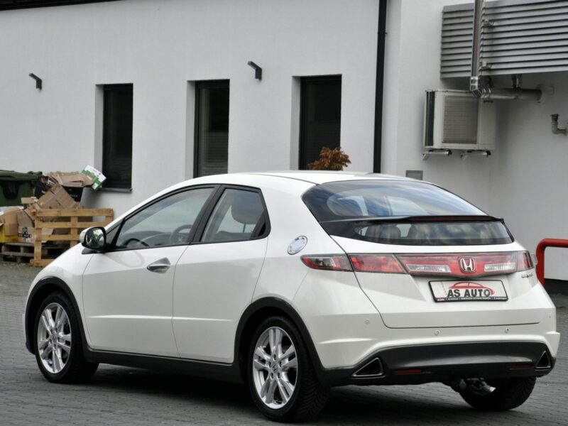 Honda Civic 1,8i-Vtec 140KM SPORT/Serwisowany/Parktronic/Alufelgi/USB/Model2011 VIII (2006-2011)