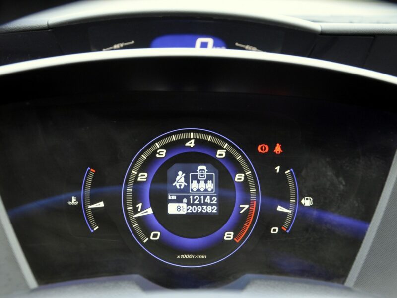 Honda Civic 1,8i-Vtec 140KM SPORT/Serwisowany/Parktronic/Alufelgi/USB/Model2011 VIII (2006-2011)