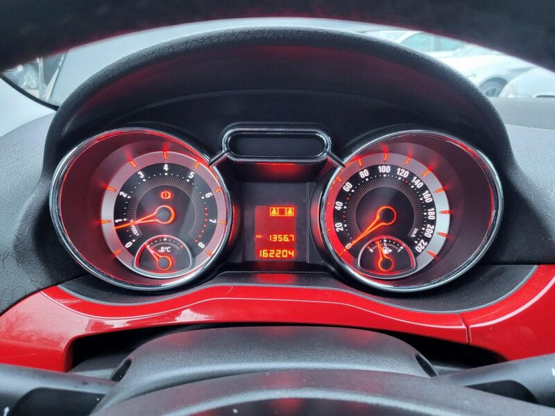 Opel Adam 1.2 70 KM 100% Przebieg ASO TUV 100% Bezwypadek Zapraszamy !!!