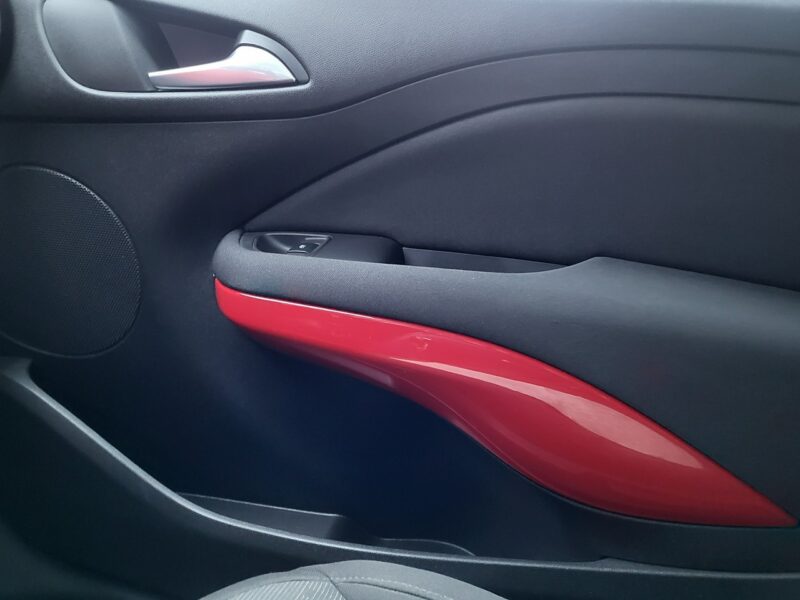 Opel Adam 1.2 70 KM 100% Przebieg ASO TUV 100% Bezwypadek Zapraszamy !!!