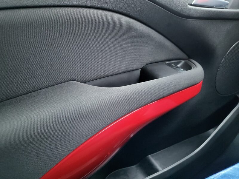 Opel Adam 1.2 70 KM 100% Przebieg ASO TUV 100% Bezwypadek Zapraszamy !!!