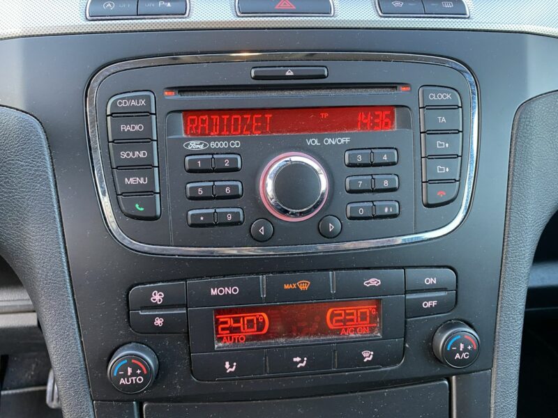 Ford S-Max 12r.1.6 benzyna z Niemiec bezwypadkowy platforma 2xPDC I (2006-2015)